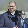 Vučić u Nišu: Obukao sam svečano odelo za Glavni odbor SNS, dvevno učlanjujemo na desetine blokadera