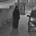 Misteriozna pojava digla građane na noge: Tragaju za maskiranom osobom koju niko nije video, policija obišla teren