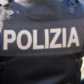 Италијанска полиција запленила 134 "фијатова" аутомобила у спору око заставе