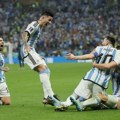 Zvaničnici vlade Argentine pozvali Mesija da se izvini zbog pevanja rasističke pesme o francuskim fudbalerima afričkog…