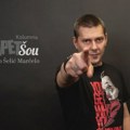 Kontramen, junak sebi samom