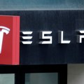Teslini posrtaji neće uništiti prodaju električnih vozila, ali ne očekujte bum