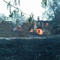 Отворено писмо мештана Дубова: Док је село горело, ватрогасно возило чекало председницу МЗ из СНС која је била на мору