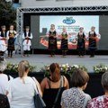Počinju „Šumadijski dani šljive“: Promocija poljoprivrede, seoskog turizma i tradicionalne baštine, ali i koncerti Sanje Vučić…