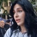 „Da nam deca nesmotreno idu u školu“: Vranjanka sa kontramitinga postala hit na mrežama zbog lapsusa – VIDEO