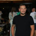 "Pregovaram sa filipom živojinovićem da se orodimo" Uroš Živković o roditeljstvu: "Tek sada vidim kolika je to obaveza" (Video)…