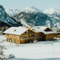 Skriveni hotel u Alpima do kog se stiže isključivo žičarom