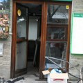 Bačen eksploziv na lokal prvog muža Kaje Ostojić: Razbijena stakla, objekat skroz uništen