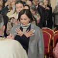 Ceca na ponoćnoj liturgiji u Hramu Svetog Save: Dočekala Uskrs sa porodicom, srela kumove Viki i Tašketa
