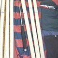 Čuli da ima tetovažu "Srbija", krenuli motkama: Hrvatska policija uhapsila huligane, evo šta je zaplenjeno