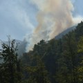 "IIjušin" i helikopteri MUP gase vatru na Suvoj planini: U Srbiji su aktivna 44 požara na otvorenom