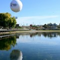(Foto) Expo panoramski balon na Adi Ciganliji: Veliko interesovanje porodica za pogled na Beograd sa 150 metara visine