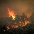 Paklena noć na Rodosu: Naređene nove evakuacije, spas od požara čeka do 1.200 ljudi