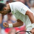 Povreda prošlost: Novak fantastičan na startu Vimbldona, Kopriva nemoćan (foto, video)