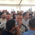 Veselo na Manjači: Dodik zapevao veliki hit Baje Malog Knindže (VIDEO)