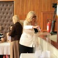 Kad opozicija zaboravi na opoziciju: Dr Nada izabrana uz podršku onih koji se inače „protive“