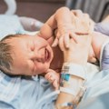 Nadzorno telo: Klinike za VTO da obustave neproverene tretmane - ne pomažu ljudima da dobiju decu