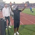 Ljubimac Grobara razgalio stadion u Humskoj pred početak derbija: Kada se on pojavio, svi na jna su zagrmeli!
