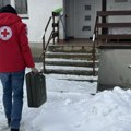 (Foto) Crveni krst dostavio pakete hrane, odeće, agregata: Pomoć za više 400 domaćinstava pogođenih padavinama