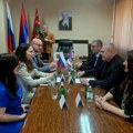 Dalibor Marković Palma sa ruskom delegacijom: Putinov rodni grad Sankt Peterburg poklonio Jagodini dečije igralište