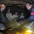 U Laosu iz poplavljene pećine evakuisano još četvoro ljudi