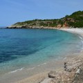 Zbog klimatskih promena: Bakterija koja izjeda meso mogla bi da se proširi evropskim plažama