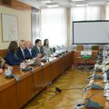 Za unapređenje sportske infrastrukture 75,06 miliona dinara: Potpisani ugovori za realizaciju 10 novih projekata širom Srbije!…