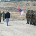 Vučić: Radimo na formiranju digitalne armije