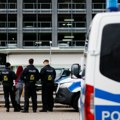 Dve srpske devojčice uhapšene u Švajcarskoj Provalile su u kuću i...