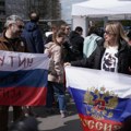 (VIDEO) Od kriminalca do „najboljeg na svetu“: Šta Rusi iz Beograda misle o Putinu