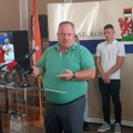 „Moralna gromada u odnosu na one koji traže ostavku“: Gradonačelnik Leskovca ipak neće podneti ostavku zbog privođenja…