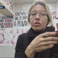 Profesorka skočila na haubu automobila da spasi dečaka koji je biuo u blokadi u Šapcu