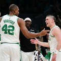 Da li je ovo moguće? Boston u tri meča plej-ofa NBA lige protiv NJujorka promašio skoro 100 trojki