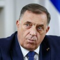 Obustavljena isplata novca Dodikovom SNSD-u
