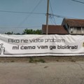 Blokada pre pada: Kragujevčani blokirali nadvožnjak u Sušici (FOTO)