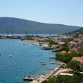 Mala pica 10€, ručak u restoranu 25, a tek kafa i ležaljke... Srbi masovno letuju ovde, a šokiraće se kada vide cene foto