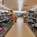 Vučić najavljuje da će sniziti kulen na „nešto iznad“ 2.000, a on se već prodaje za 1.400 dinara: Šta bi sve moglo da…
