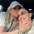 Lalatović cveta kao nikada pre: Evo ko je devojka koja je u njegovom zagrljaju, nova-stara ljubav!