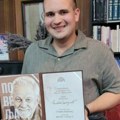 Pesnički talenat iz Vršca: Stefan Kirilov dobitnik nagrade „Milovan Danojlić“ za poeziju