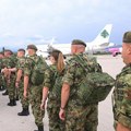 Zamenjen kontigent Vojske Srbije u mirovnoj misiji u Libanu, na aerodromu u Nišu minut ćutanja