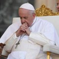 Papa Franja proveo mirnu noć u bolnici