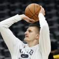 Jokić bolji od Nurkića za pobedu Denvera, Boston slavio protiv Filadelfije