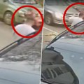 Uznemirujuće! Autom udario dete (8) pa pobegao: Prolaznici se hvatali za glavu, kamera sve snimila (video)