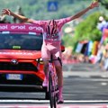 Погачар на корак од освајања титуле у трци Ђиро д'Италија