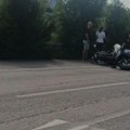 Motocikli oboreni jedan na drugi, kaciga na putu: Saobraćajna nesreća na Starom novosadskom autoputu