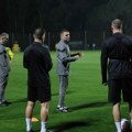 Poznato je u kakvom je stanju mladi napadač Partizana: Doživeo je povredu na meču protiv Debrecina, a evo kako se sada oseća!…