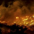 Ogroman požar zahvatio omiljeno letovalište Srba Stižu dramatični snimci iz Grčke (foto/video)