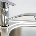 Екипе водовода на терену Без воде неколико улица у граду