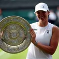 Tenis ovo ne pamti: Pobedila u finalu Vimbldona bez izgubljenog gema