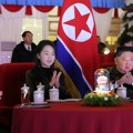 Poruka za vojsku u Ukrajini i vatromet Kim Džong Un sa ćerkom prisustvovao proslavi Nove godine u Severnoj Koreji (foto)